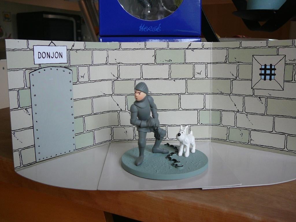 Coffret scène Tintin en armure (NEUF), Enlèvement, Tintin, Neuf, Statue ou Figurine