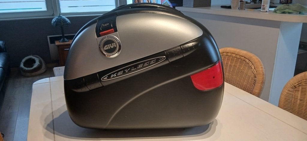 2 valise moto Givi E41 Keyless monokey 2 x 41 L, Motos, Enlèvement, Comme neuf