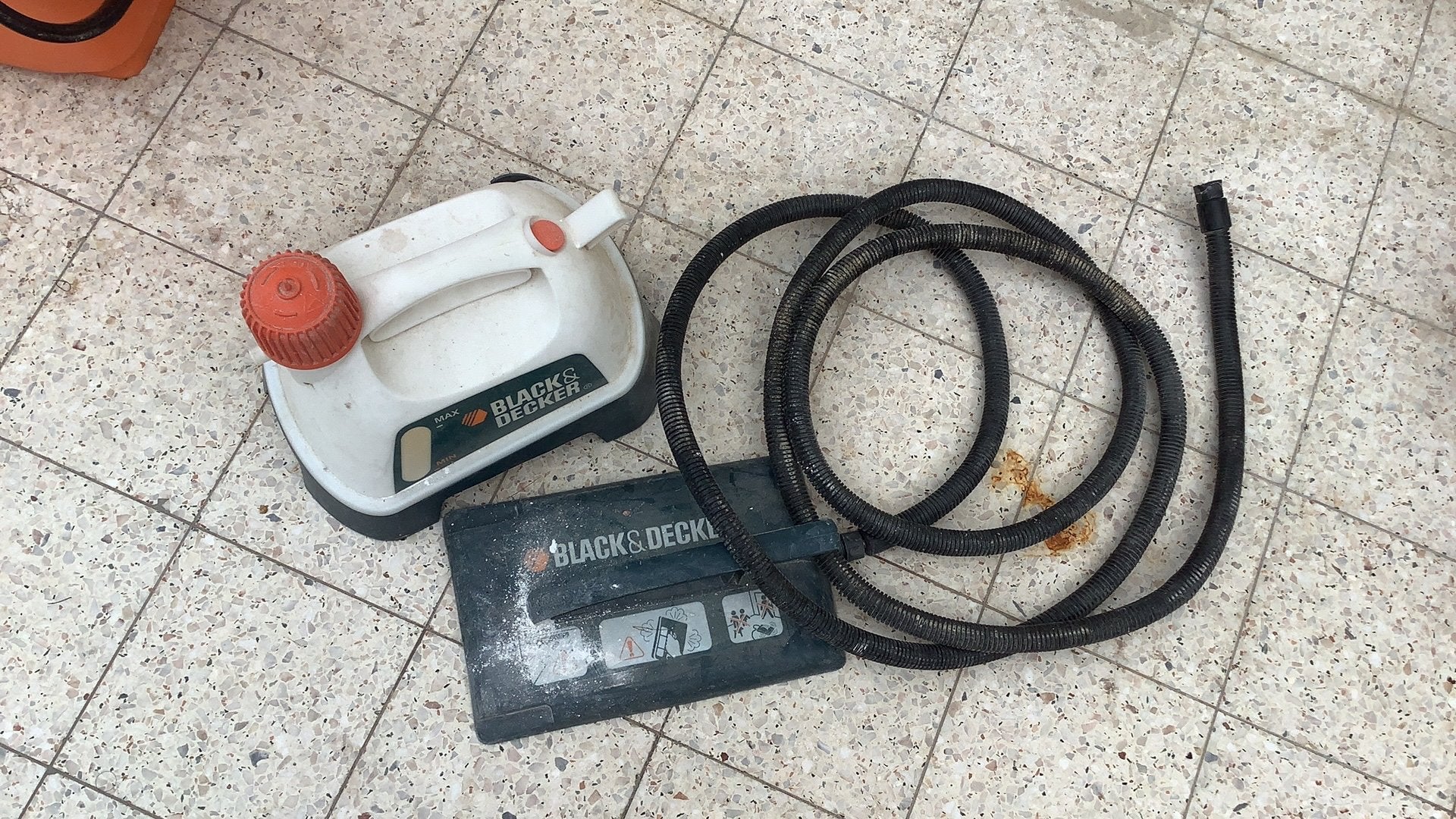 Outil de nettoyage à la vapeur pour enlever le papier peint, Electroménager, Vapeurs, Enlèvement, Utilisé, Nettoyeur à vapeur