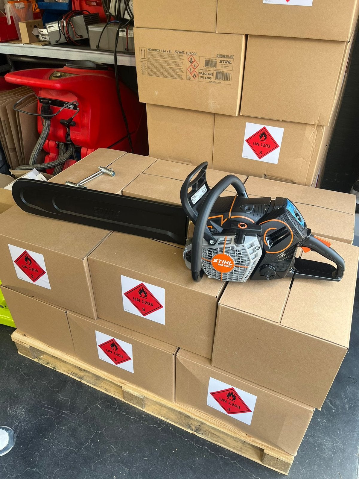 Stihl ms500i centennial edition, Doe-het-zelf en Bouw, Gereedschap | Zaagmachines, 70 mm of meer, Kettingzaag, Zo goed als nieuw