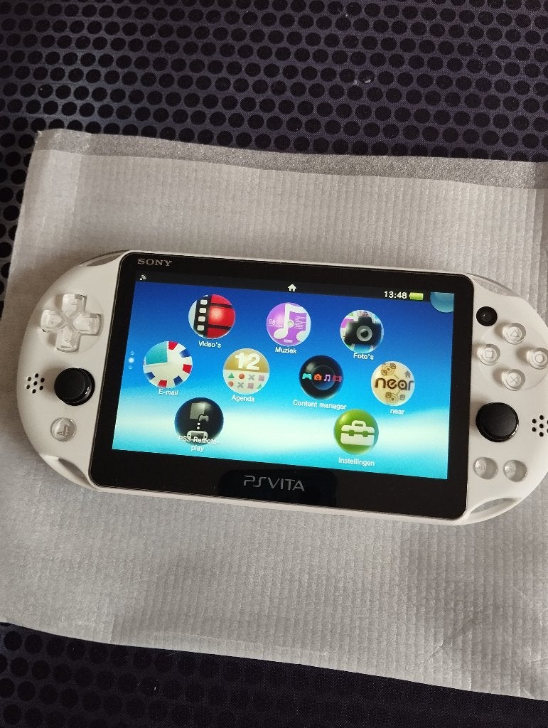 Sony PS Vita slim, Enlèvement ou Envoi, Comme neuf, Blanc