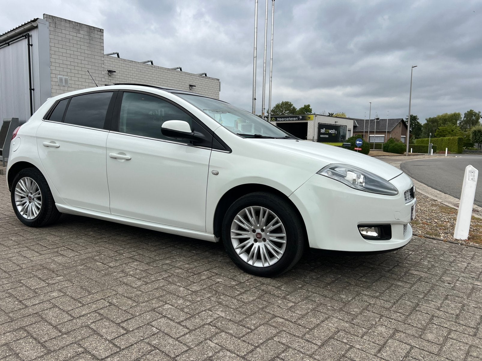 Fiat Bravo 1.6 multijet gekeurd voor verkoop mooie wagen, Autos, Achat, Alcantara, 5 portes, Particulier