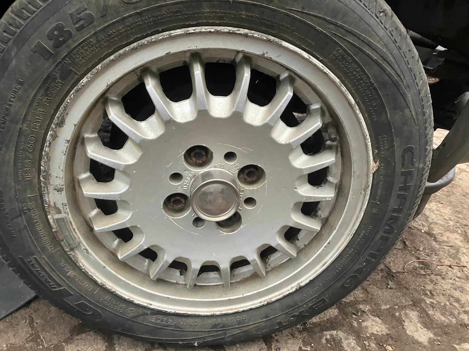 Bmw oldtimer velgen bottlecap 14 inch 4x100, Ophalen, 14 inch, Gebruikt, Velg(en)