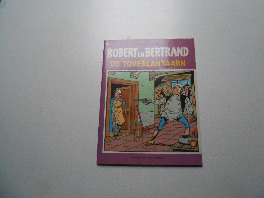 Robert en Bertrand 7 De toverlantaarn 1974 1 ste druk., Ophalen of Verzenden, Zo goed als nieuw, Willy Vandersteen