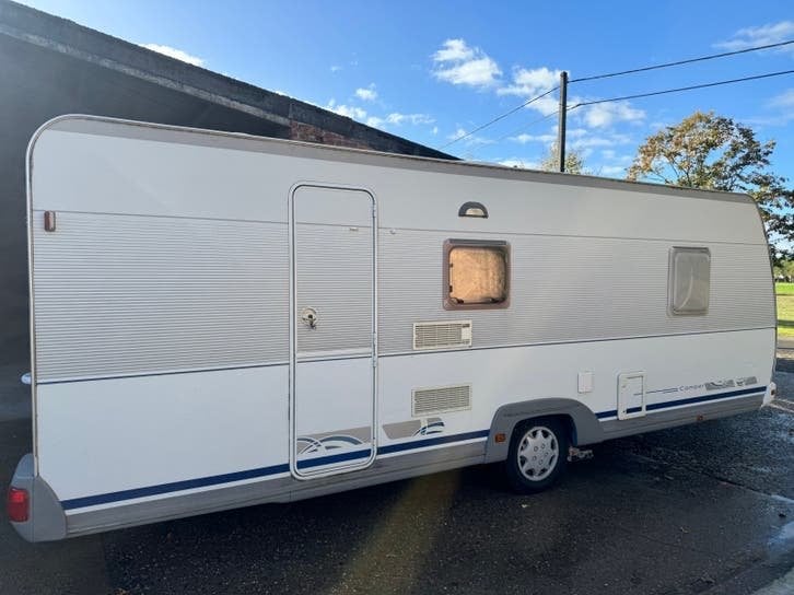 Caravan dethleffs 560 SK, Airco, Jusqu'à 6, Lit superposé transversal, Particulier