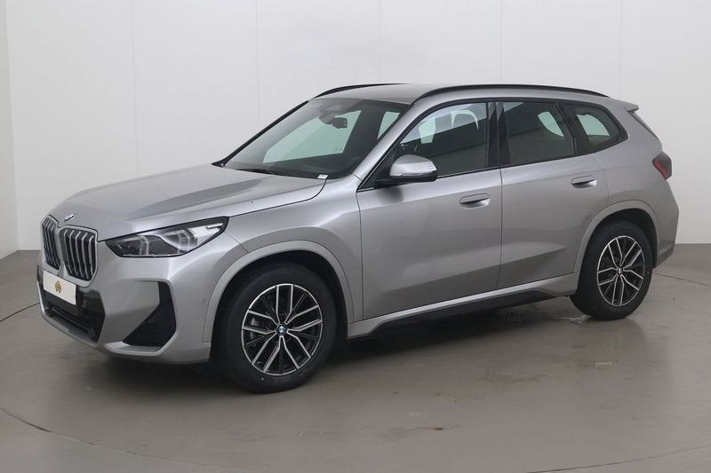 BMW X1 1.5ia sdrive18 136 AT, Auto's, Gebruikt, 146 g/km, Bedrijf, 5 zetels