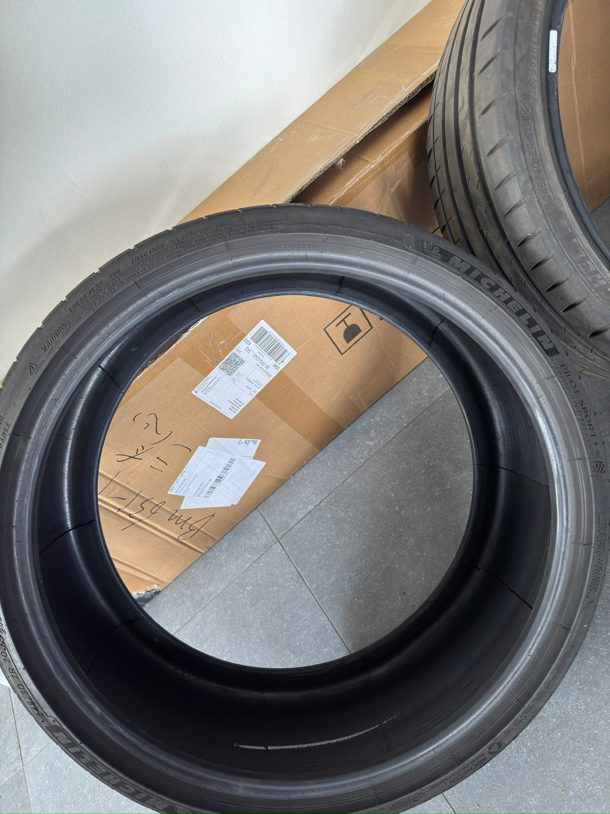 Michelin Pilot Sport 4S 245/30 R20 5mm profiel, Autos : Pièces & Accessoires, Pneus & Jantes, 285 mm, Véhicule de tourisme, Pneus été