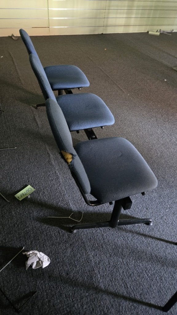Stoelen wachtkamer zitgroep, Ophalen, Gebruikt, Drie, Blauw