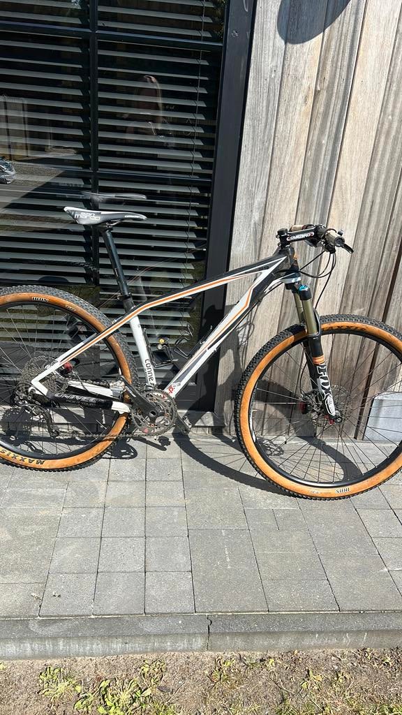 Moutaunbike univega, Fietsen en Brommers, Ophalen, Zo goed als nieuw