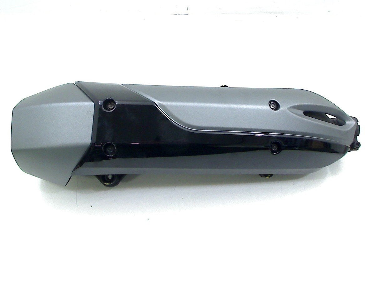 ÉCHAPPEMENT SILENCIEUX ORIGINAL OEM Kymco Xciting 400, Dhr. S. di Majo, Utilisé, Info@cama-motorparts.nl, P.J. Troelstraweg 8 8
3144 CX  MAASSLUIS, NL