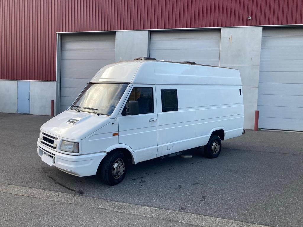 Iveco dailey 2.5D, Auto's, Bestelwagens en Lichte vracht, Stof, 4 cilinders, Wit, Particulier