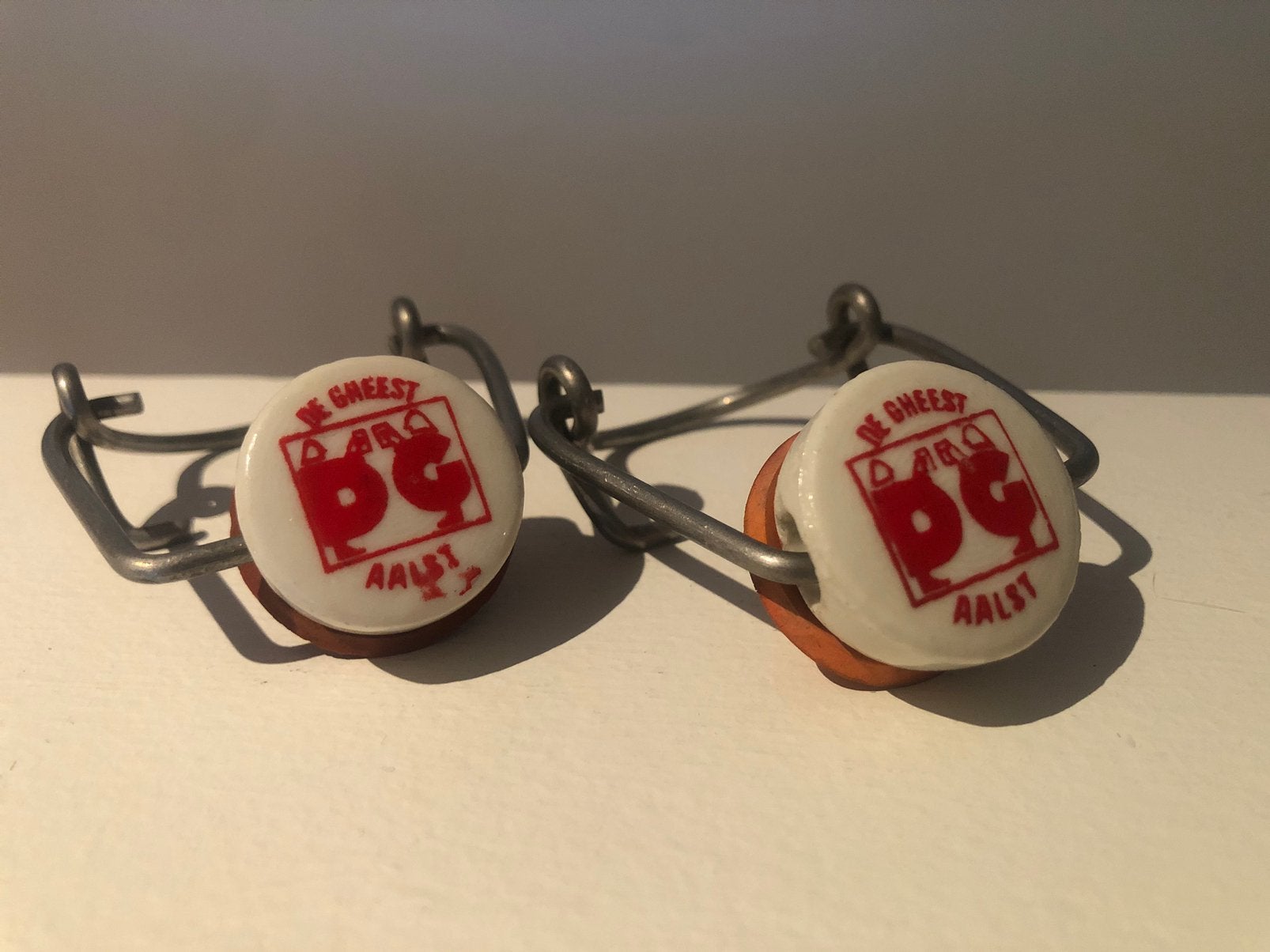 Bouchons en porcelaine Safir De Geest Alost, Enlèvement ou Envoi, Comme neuf