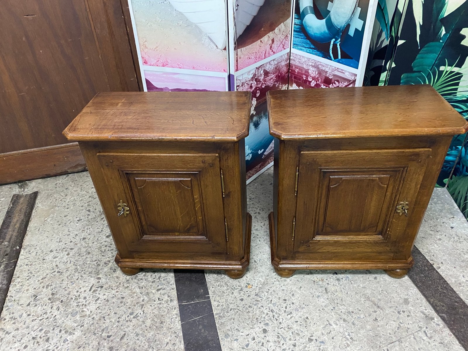 2 tables de chevet en chêne massif 55x30 H65, Maison & Meubles, Enlèvement, Utilisé