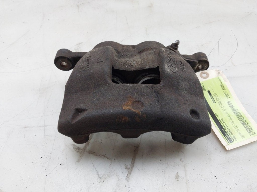 REMKLAUW LINKS VOOR Ford Transit (01-2013/06-2025), Gebruikt, Henry-Ford-Straße  1
50735  Köln, DE, Ford-Werke GmbH, Kunden@ford.com
