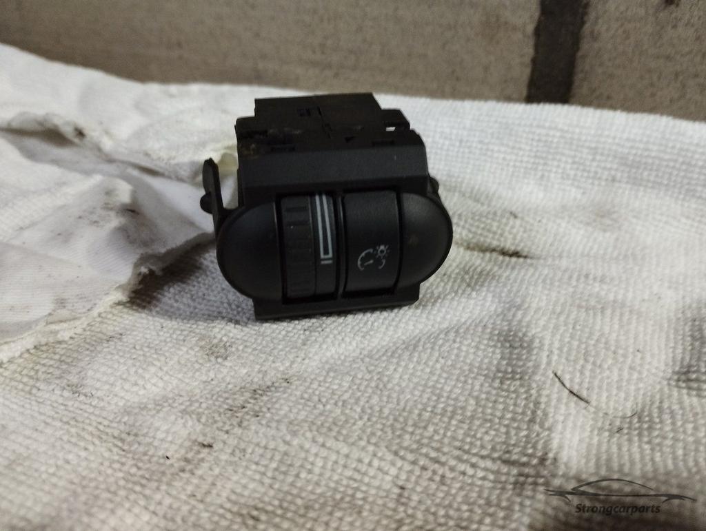 Dim schakelaar dashboard Volkswagen Golf 6 5K1 1K0941334B, Auto-onderdelen, Gebruikt, -, Volkswagen, -