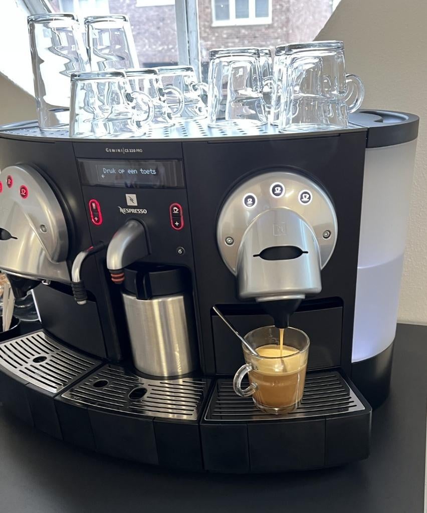 Nespresso Gemini CS220 PRO, Electroménager, Machine à espresso, Réservoir d'eau amovible, Nespresso, -