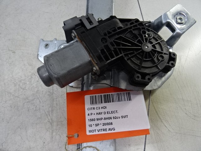 MOTEUR LEVE VITRE ELECTRIQUE AVANT GAUCHE Citroën C3 (SC), Utilisé, Avant, Citroën