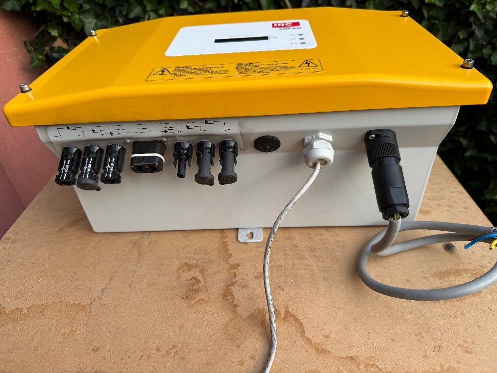 2x SMA Sunny Boy SB2500 incl positieve aardingsset, Enlèvement, Utilisé