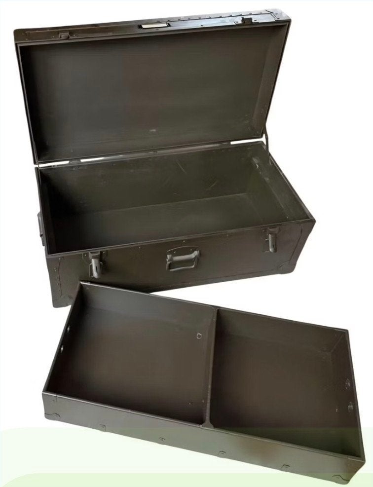 Us ww2 originele footlocker, Ophalen