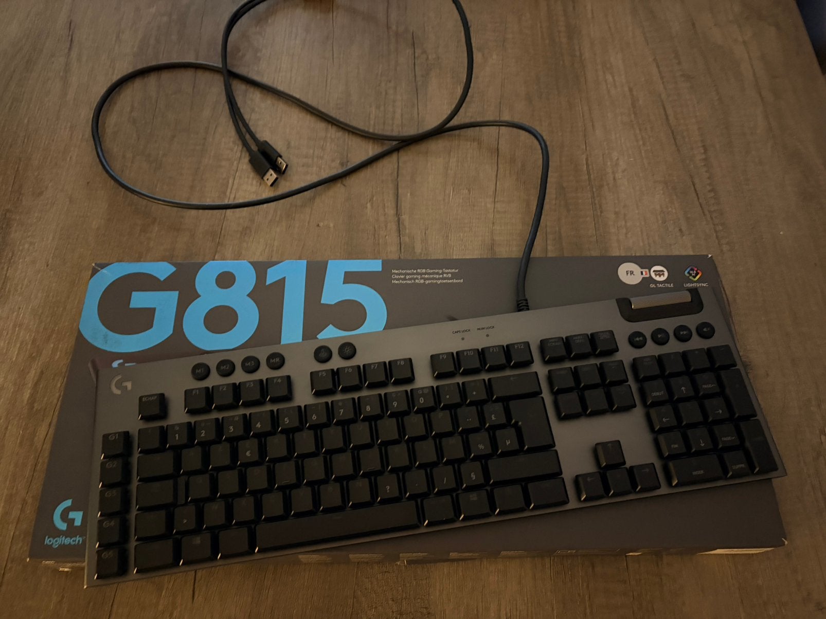 Logitech G815 mechanisch toetsenbord, Computers en Software, Azerty, Ophalen of Verzenden, Zo goed als nieuw, Bedraad