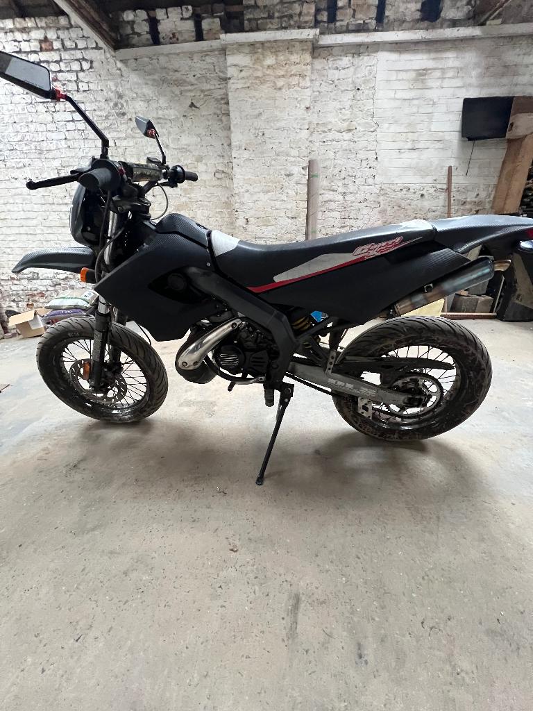 Derbi Senda SM x-treme/x-race 50 cc, 49 cm³, Enlèvement, Utilisé, Classe B (45 km/h)