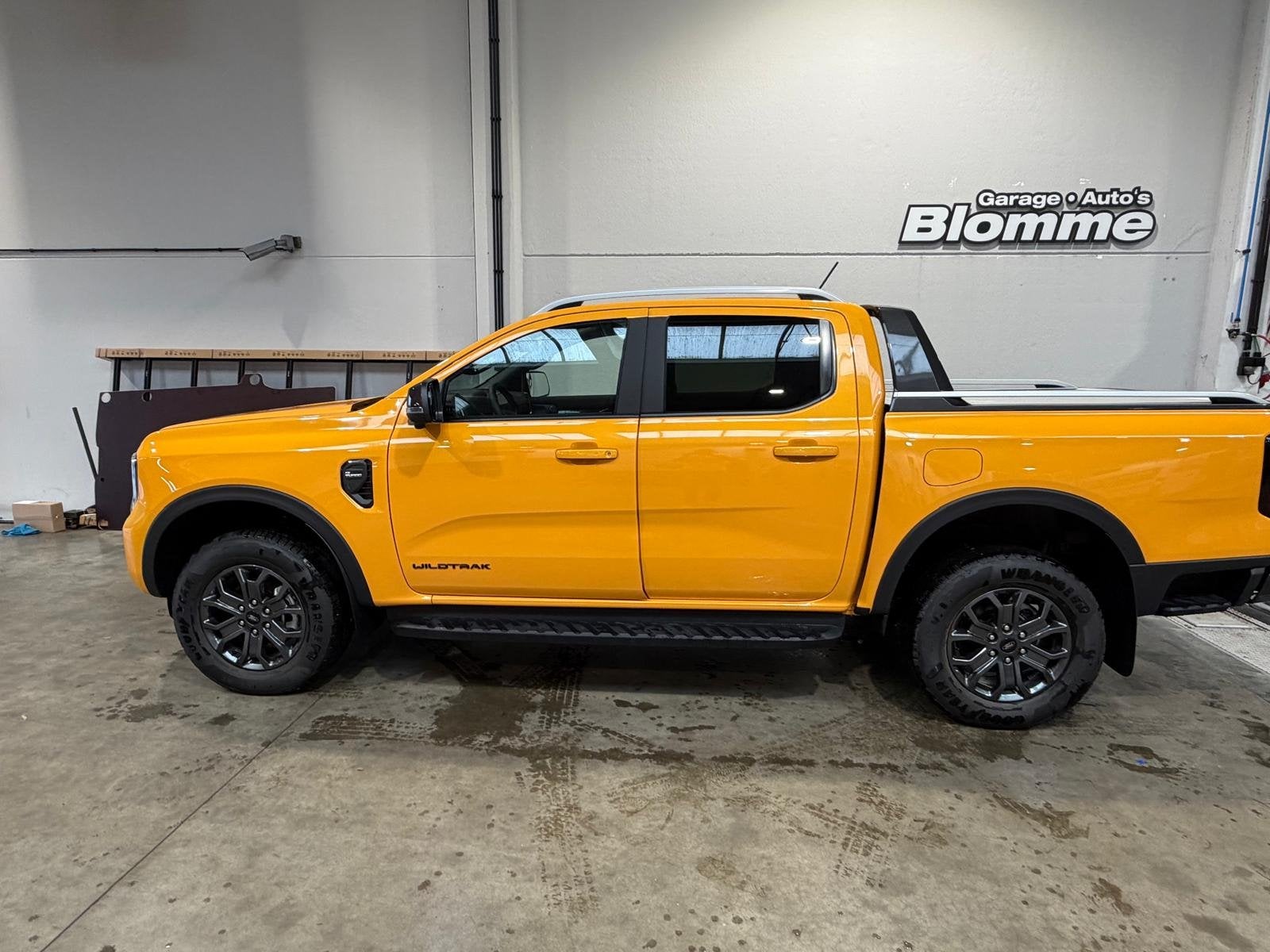 Ford Ranger 2.0 Super Cab EcoBlue Wildtrak 5Y GARANTIE ! NIE, Auto's, Ford, Automaat, Zwart, 4 cilinders, 2124 kg