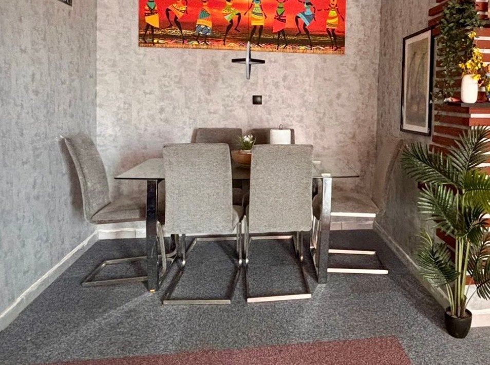 Table en Verre avec 6 chaises, Enlèvement, Comme neuf