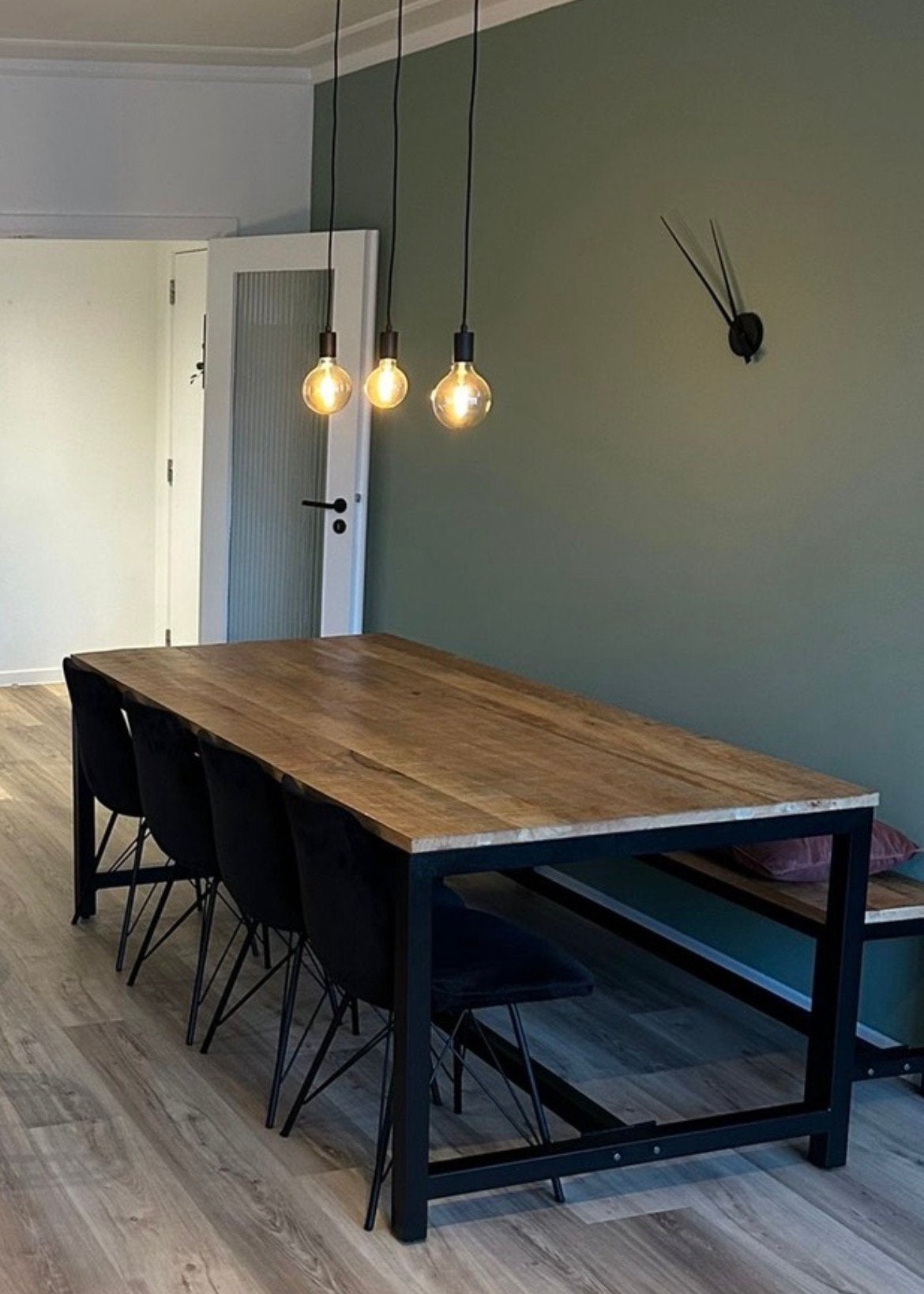 Industriële houten tafelset, bijpassende zitbank + 4 stoelen, Gebruikt, 50 tot 100 cm, Vijf personen of meer, 150 tot 200 cm