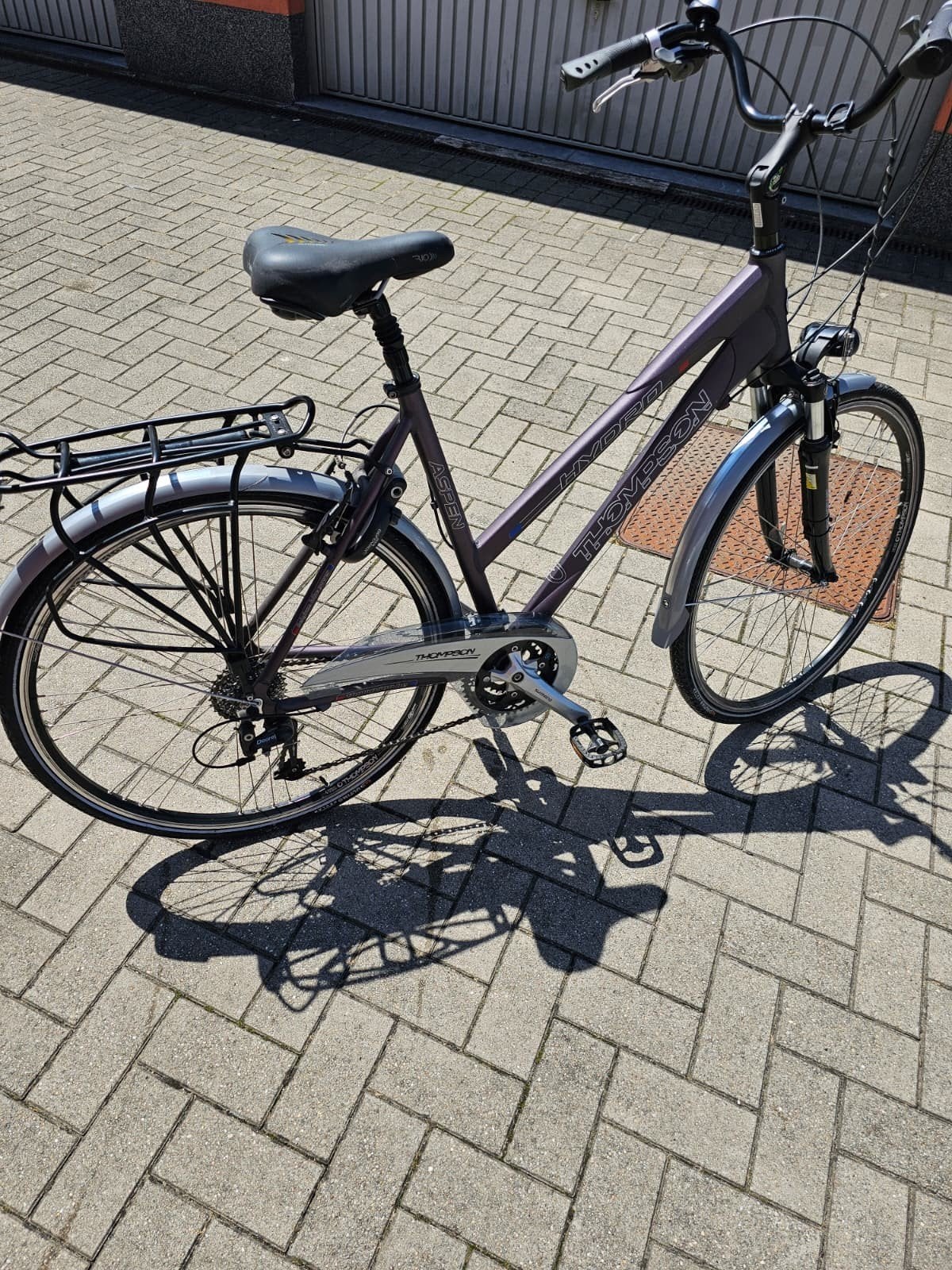 Vélo Thompson pour femmes, Enlèvement