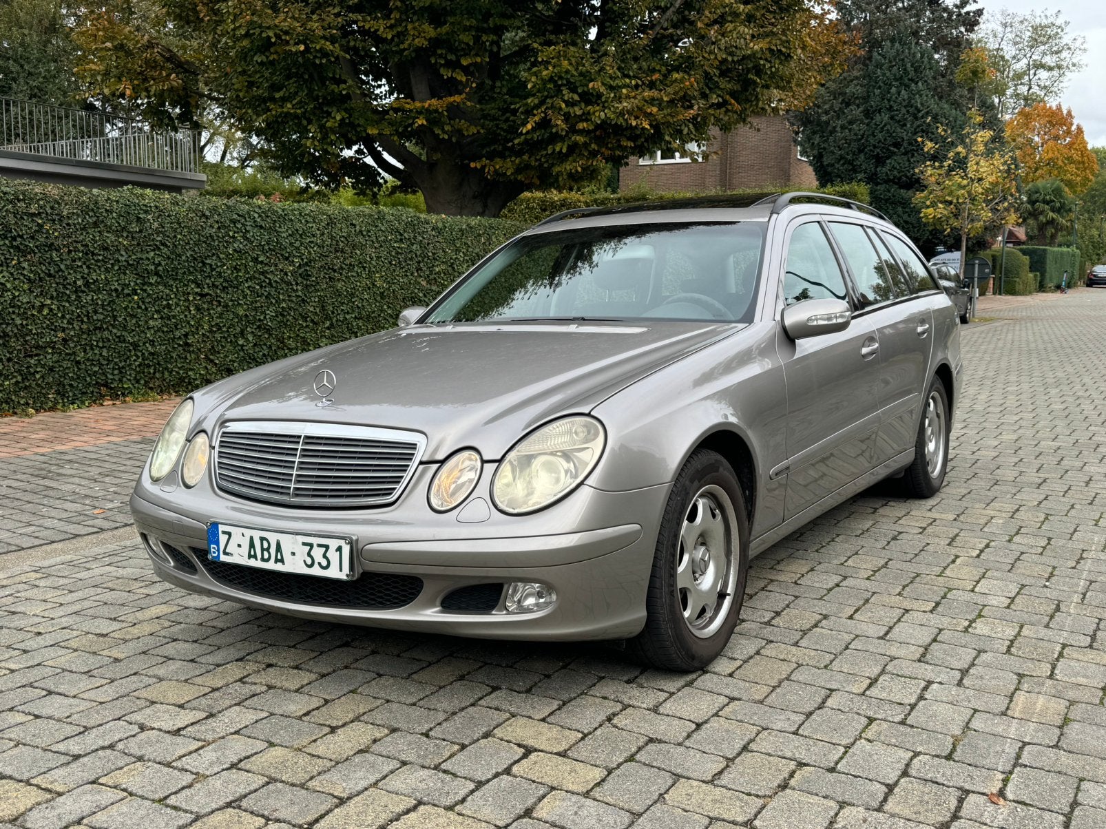 Mercedes E 220 CDI , 150ch ,261.000km ,07.2003 , 1er proprio, Autos, Argent ou Gris, 110 kW, Entreprise, Boîte manuelle