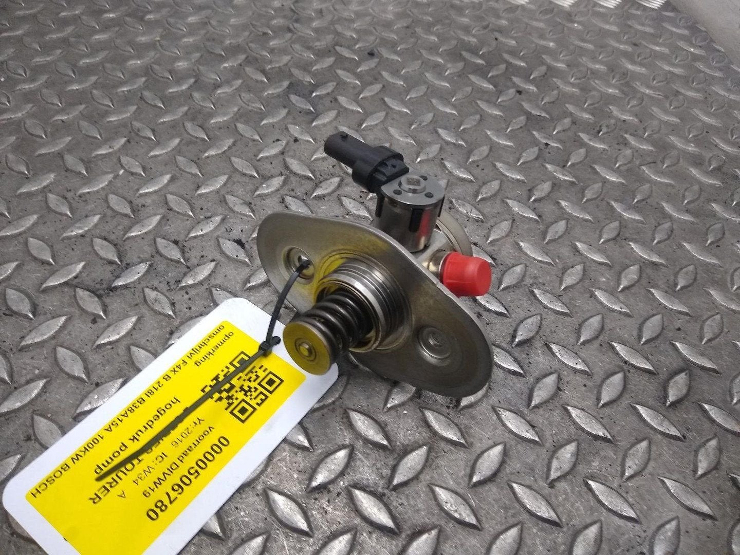 BMW 2 SERIES TOURER BRANDSTOF POMP VOOR DE INJECTOR 2016, Ophalen of Verzenden, Gebruikt, ARN erkend