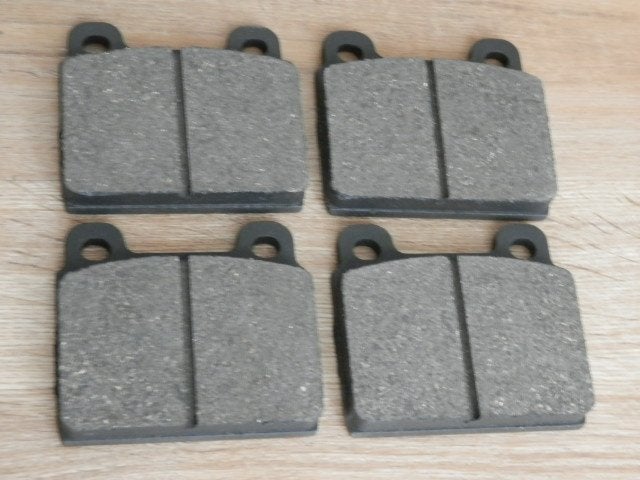 Plaquettes de frein avant VW Bus T2, 1970 - 1972, Enlèvement, Neuf, Pièces Oldtimer ou Ancêtre