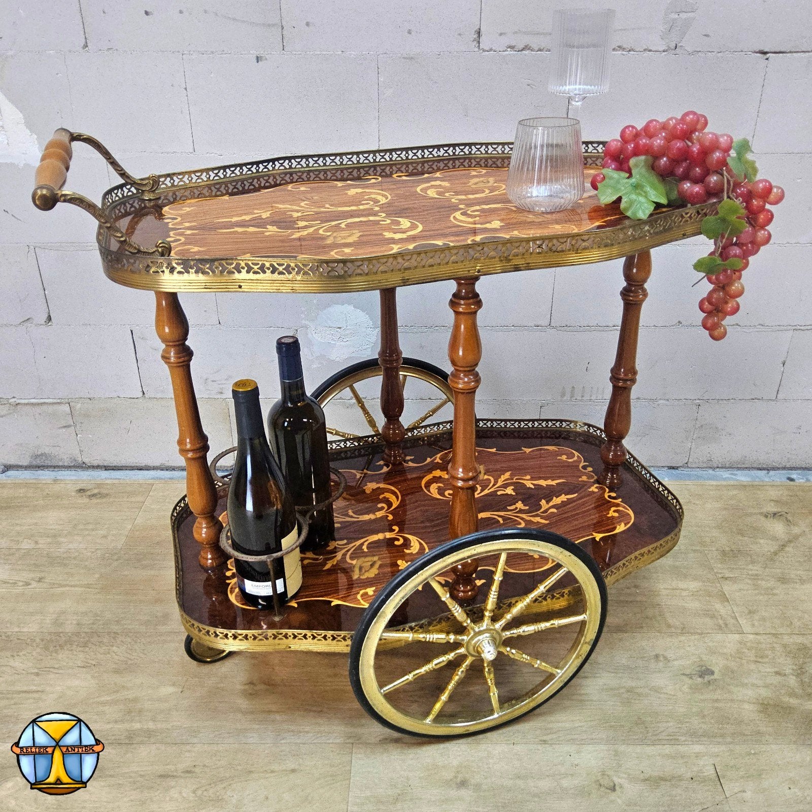 Vintage Italiaanse Serveerwagen / Barwagen / drankwagen, Maison & Meubles, Enlèvement ou Envoi, Utilisé