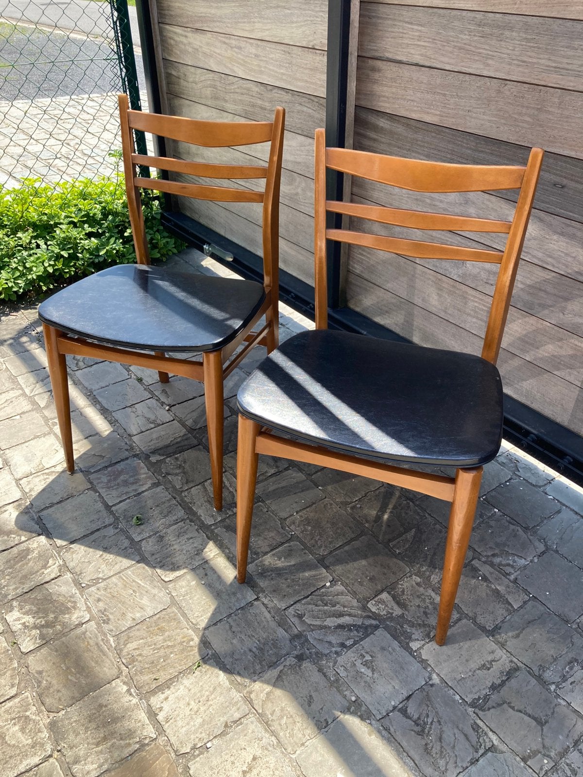 Set vintage Deens design eetkamerstoelen skai zwart, Ophalen, Gebruikt