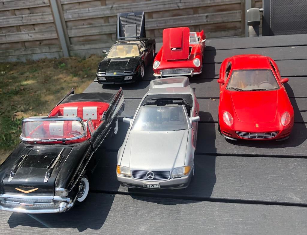 Diverse modelauto’s 1:18, Enlèvement, Comme neuf