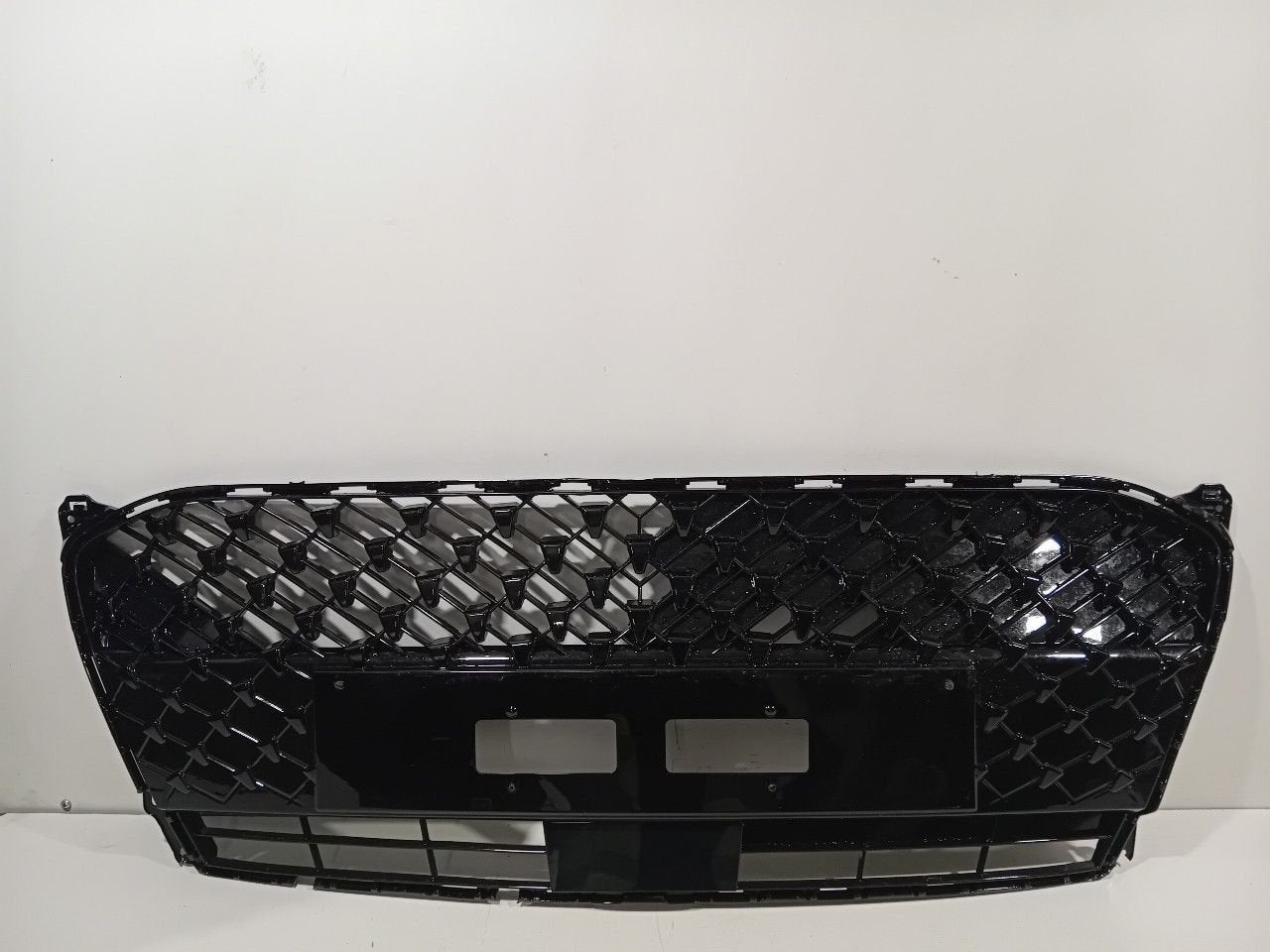 Bumper delen Toyota Aygo, Onderdelen@venauto.nl, Van der Ven Autorecycling B.V., Gebruikt, Ettenseweg 76, 4706 PB Roosendaal, The Netherlands