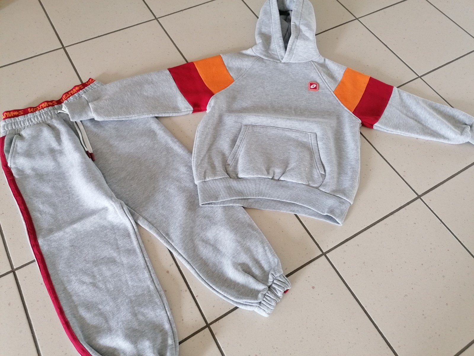 meisjeskleding 9 jaar maat 134, Kinderen en Baby's, Kinderkleding | Maat 134, Ophalen