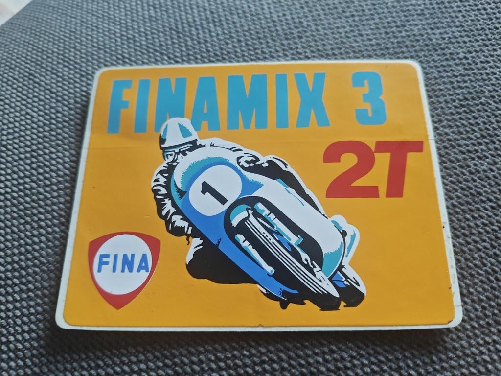 Sticker fina, Ophalen