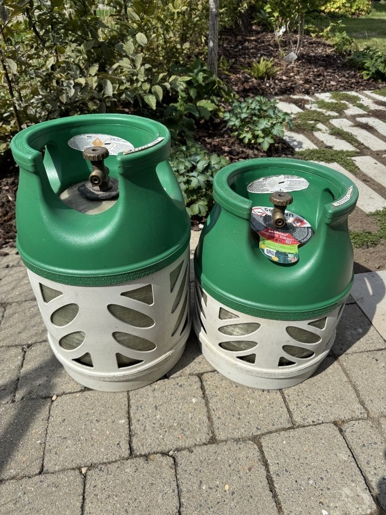 2 gasflessen propaan 5 en 7.5 kg Benegas, Ophalen, Gebruikt
