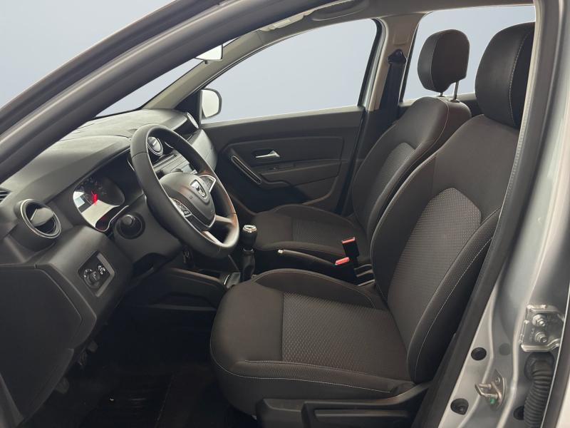 Dacia Duster Eco-G-100 Liberty Clim Bluetooth Capteurs Ar, Euro 6, Duster, 124 g/km, https://public.car-pass.be/vhr/53f20c21-0680-4586-8f03-dfa3a06efb0f