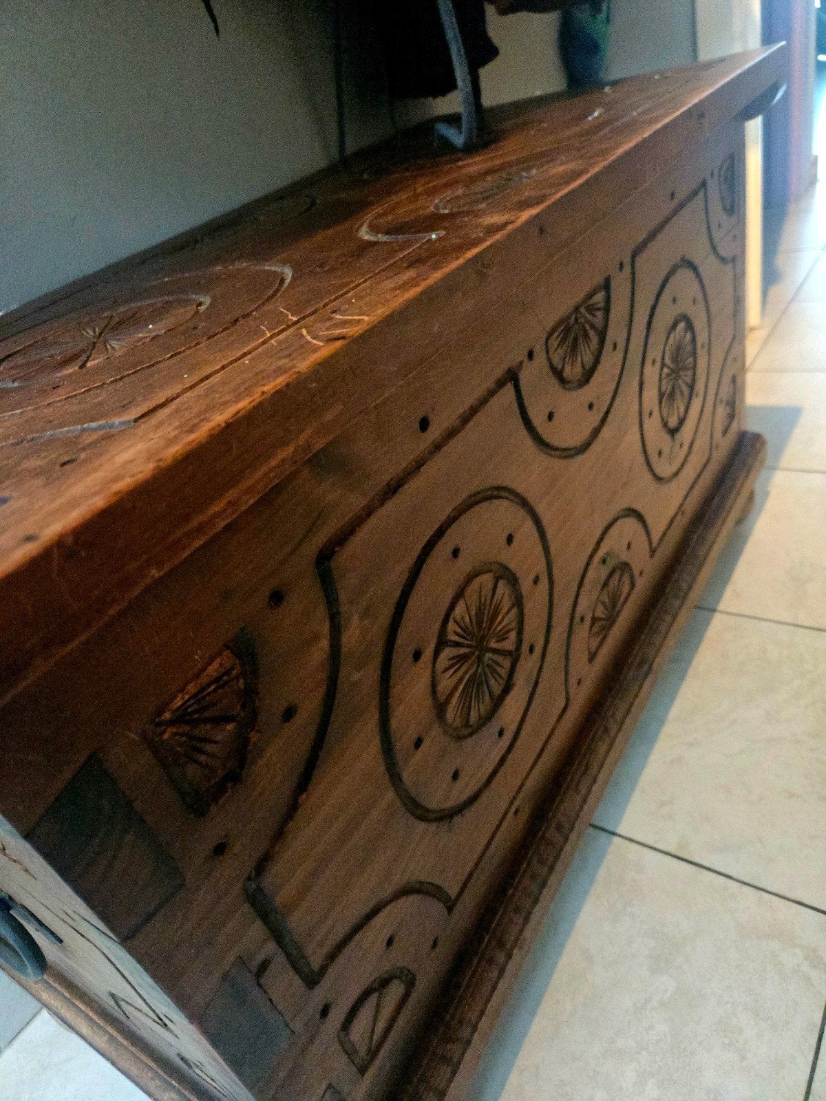 Houten opbergdoos, Ophalen