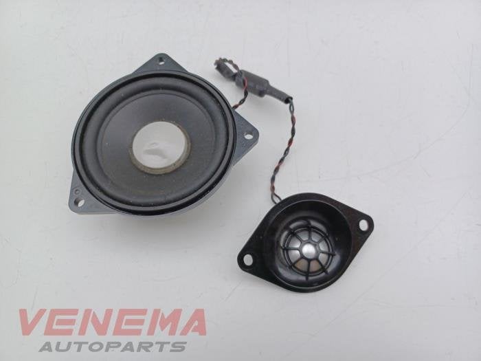 Haut-parleur d'un Mini Cooper S, -, 3 mois de garantie, -, -
