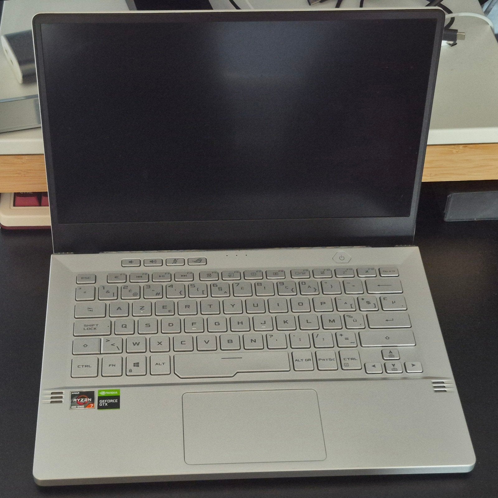 Asus ROG Zephyrus G14 laptop - 1 TB, Computers en Software, Windows Laptops, Gebruikt, 14 inch, SSD, 3 tot 4 Ghz, 16 GB, Azerty