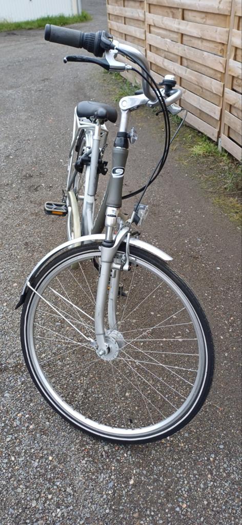 Dames fiets, Fietsen en Brommers, Fietsen | Dames | Sportfietsen en Toerfietsen, 47 tot 50 cm, Zo goed als nieuw, Ophalen, Overige merken