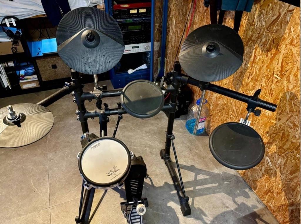 Roland drumpads + stand, Musique & Instruments, Batteries & Percussions, Enlèvement, Utilisé, Roland, Électronique