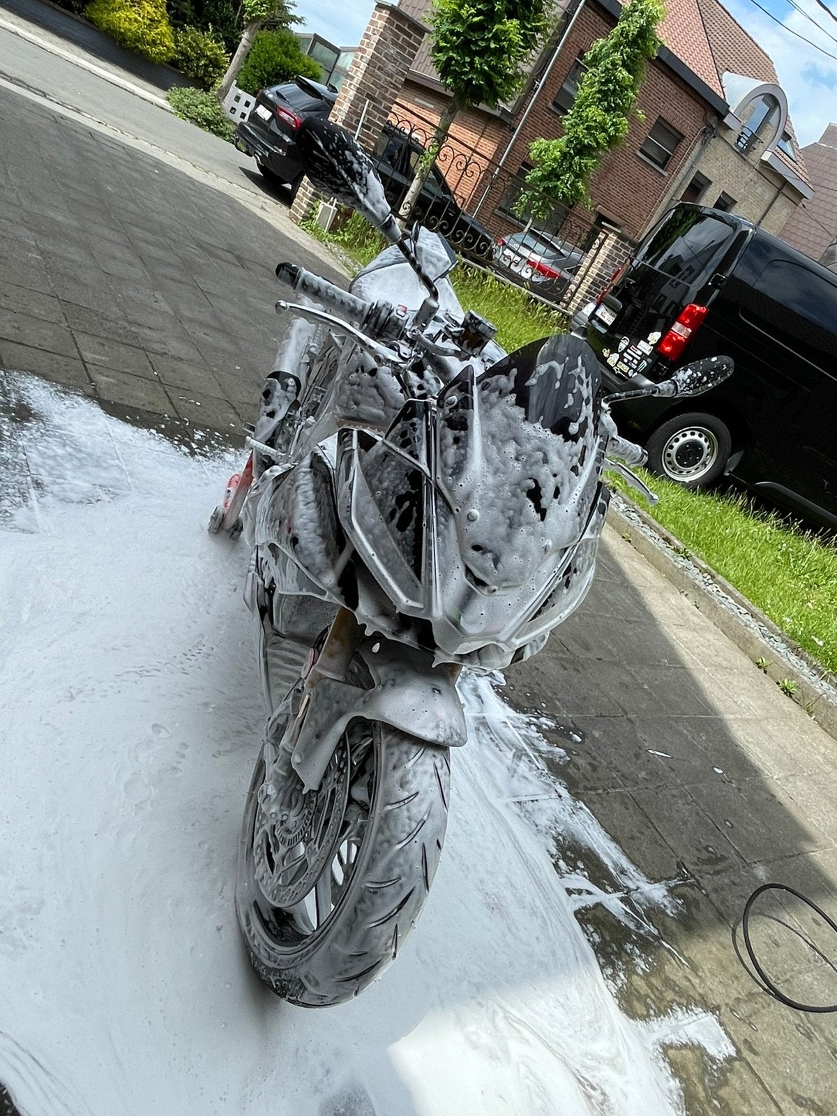 Aprilia Tuono 1100 fabriek 2022 8400 km, Motoren, Motoren | Aprilia, Particulier, Naked bike, meer dan 35 kW, 4 cilinders, Motorrijbewijs A