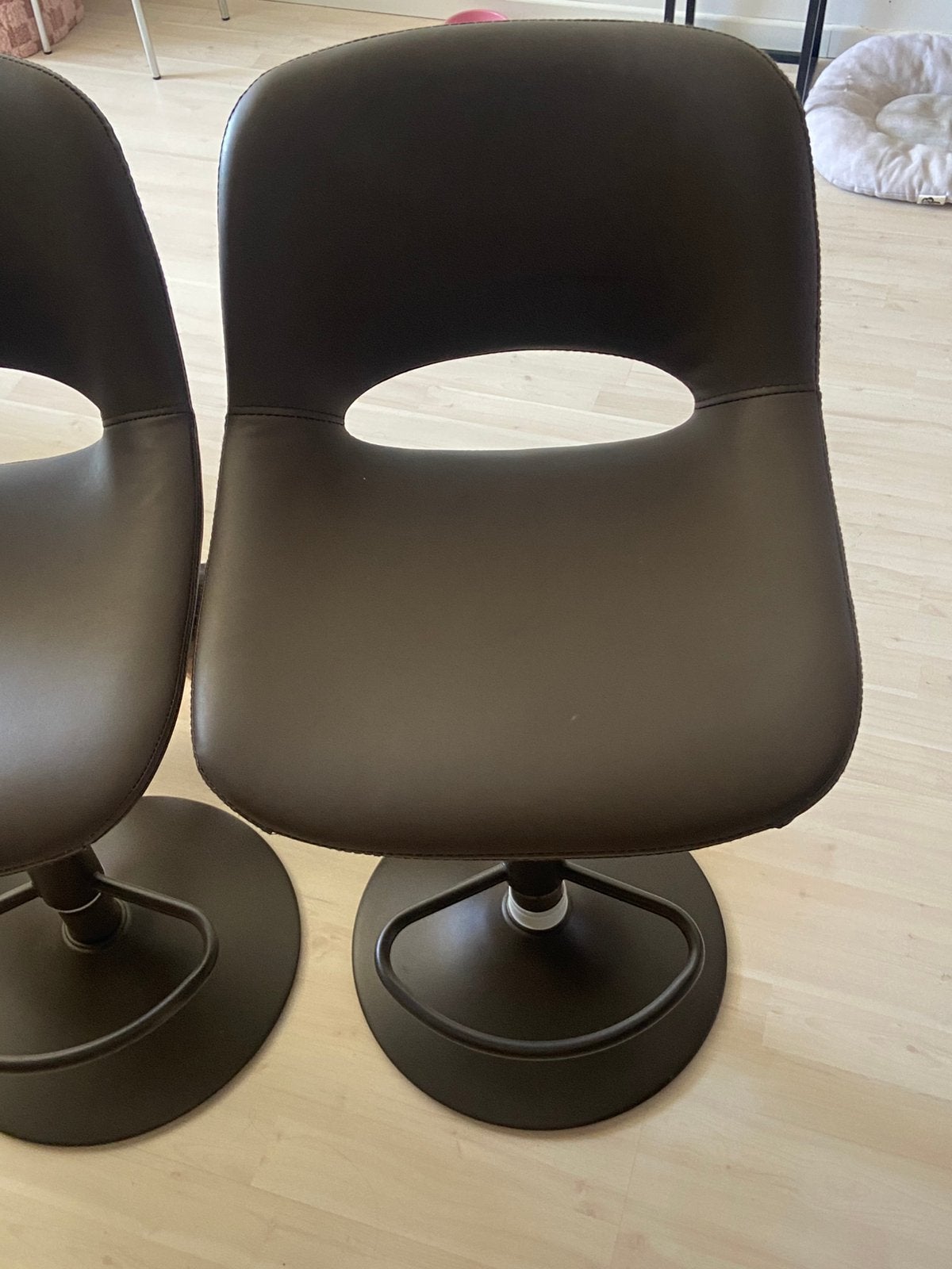 Barstoelen 6, Ophalen, Zo goed als nieuw