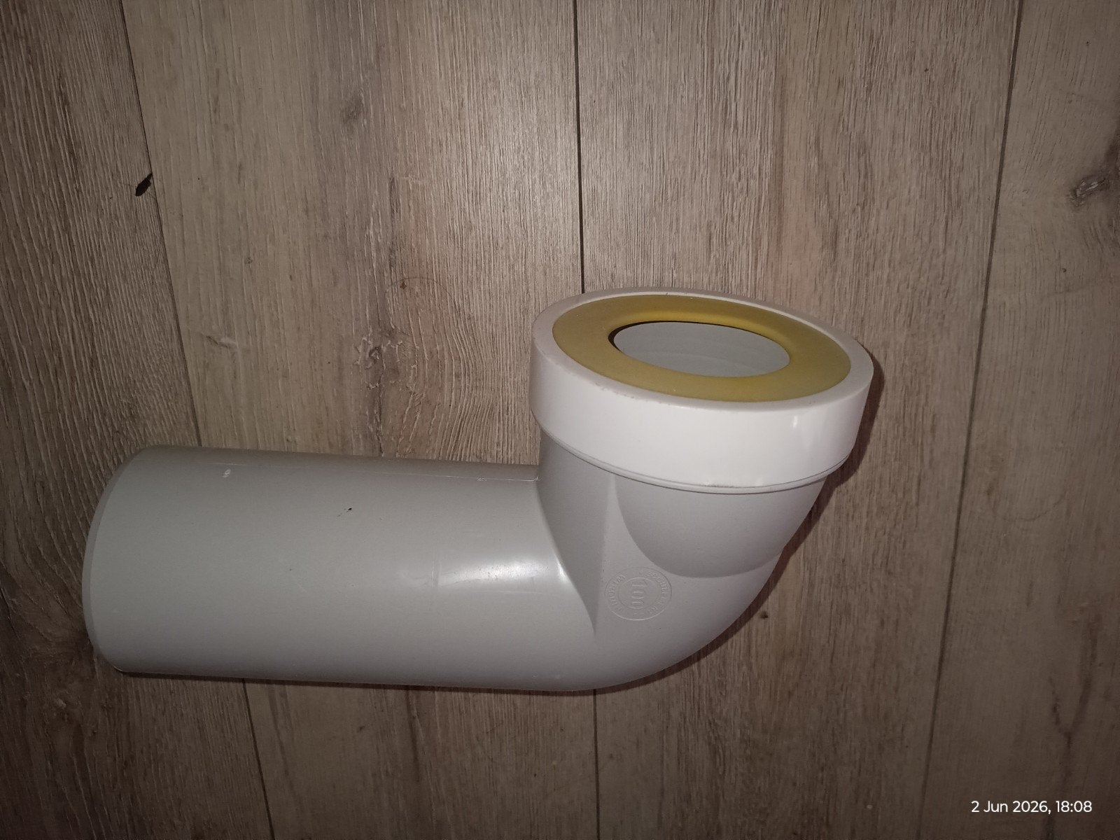 WC-evacuatiepijp, Ophalen