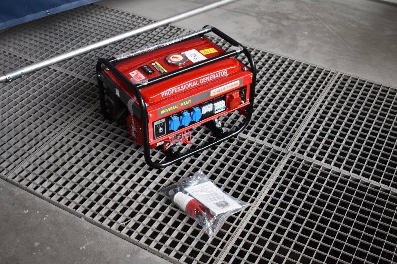 stroomgroep/generator 9500w 11,9kva nieuw gratis bezorging, Doe-het-zelf en Bouw, Aggregaten, Nieuw, Ophalen of Verzenden, 10 tot 30 kVA