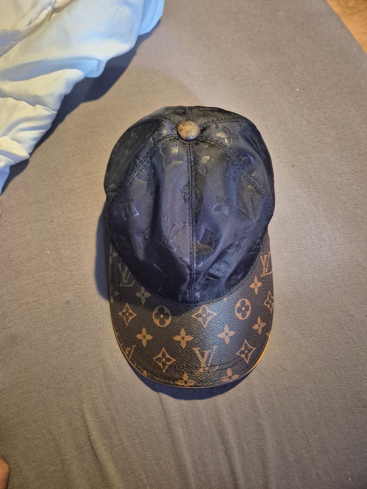 lv cap, Kleding | Heren, Nieuw, Pet, Louis Vuitton, One size fits all